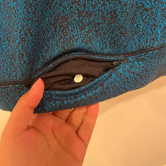 Lululemon Rush Hour 1/2 Zip Blue Running Jacket Size 10 - Picture 9 of 10